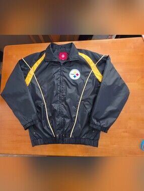 VTG NFL Pittsburgh Steelers black lightweight windbreaker jacket. Size Med